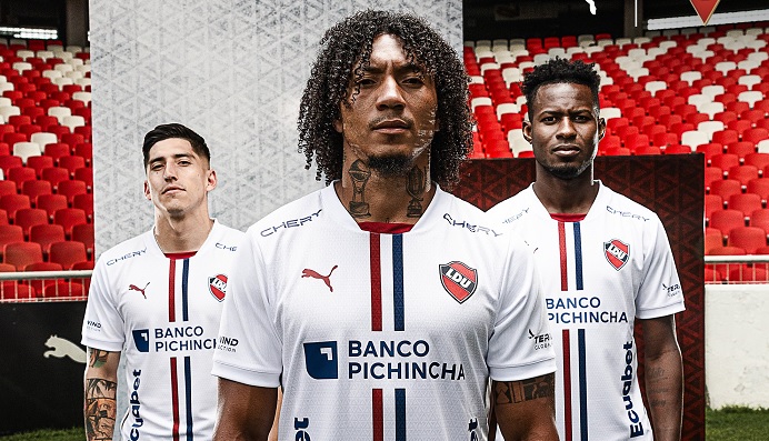 Liga de Quito celebra 107 años con camiseta especial y homenaje Liga de Quito celebra 107 años con camiseta especial y homenaje