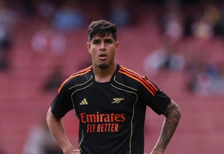 Arsenal golea 3-0 y Piero Hincapié espera su debut Arsenal golea 3-0 y Piero Hincapié espera su debut