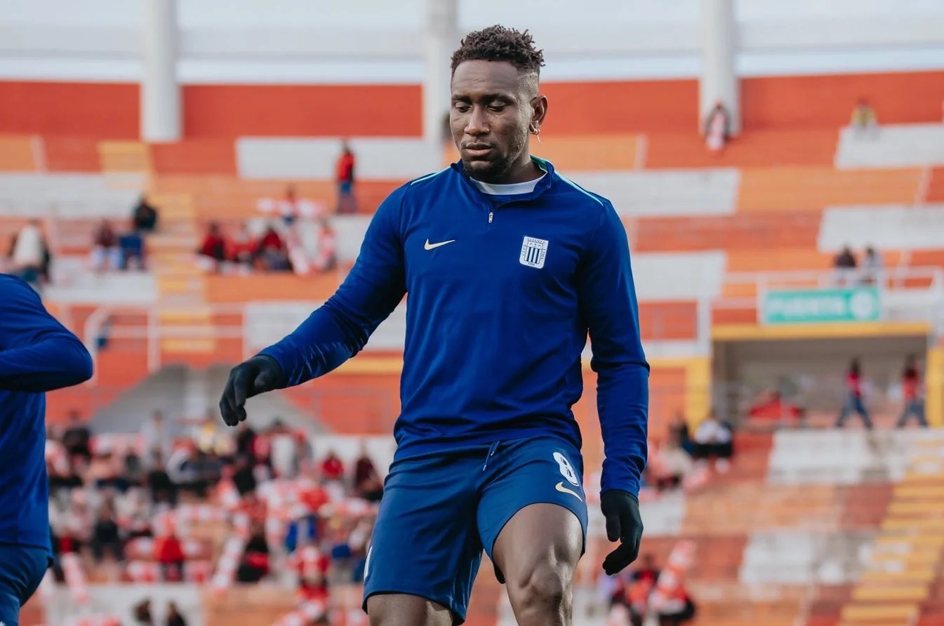 Racismo en el fútbol peruano: el ecuatoriano Eryc Castillo víctima de agravios Racismo en el fútbol peruano: el ecuatoriano Eryc Castillo víctima de agravios