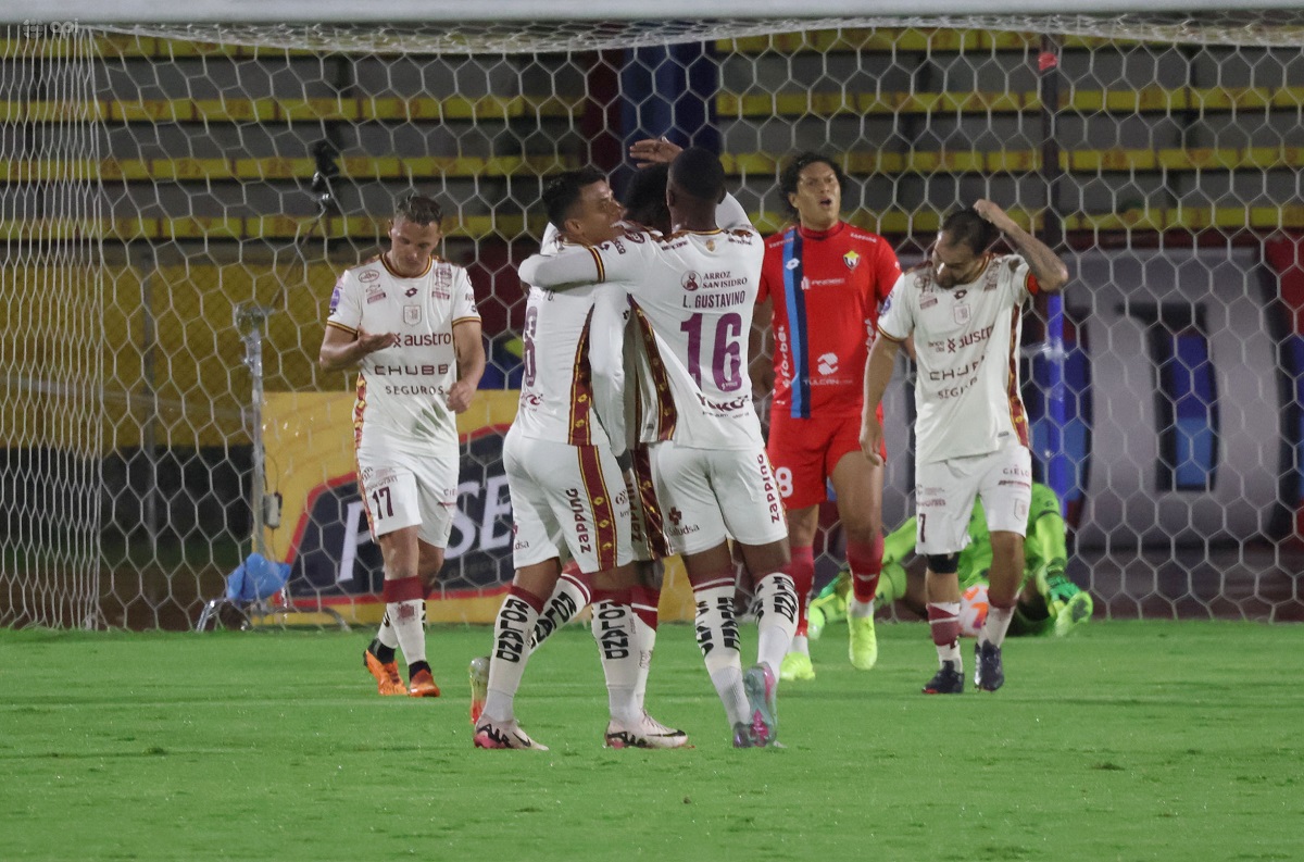 Deportivo Cuenca consolidó su liderato en Liga Deportivo Cuenca consolidó su liderato en Liga