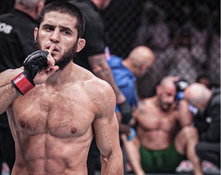 Islam Makhachev aceptó el reto de enfrentar a Ilia Topuria Islam Makhachev aceptó el reto de enfrentar a Ilia Topuria