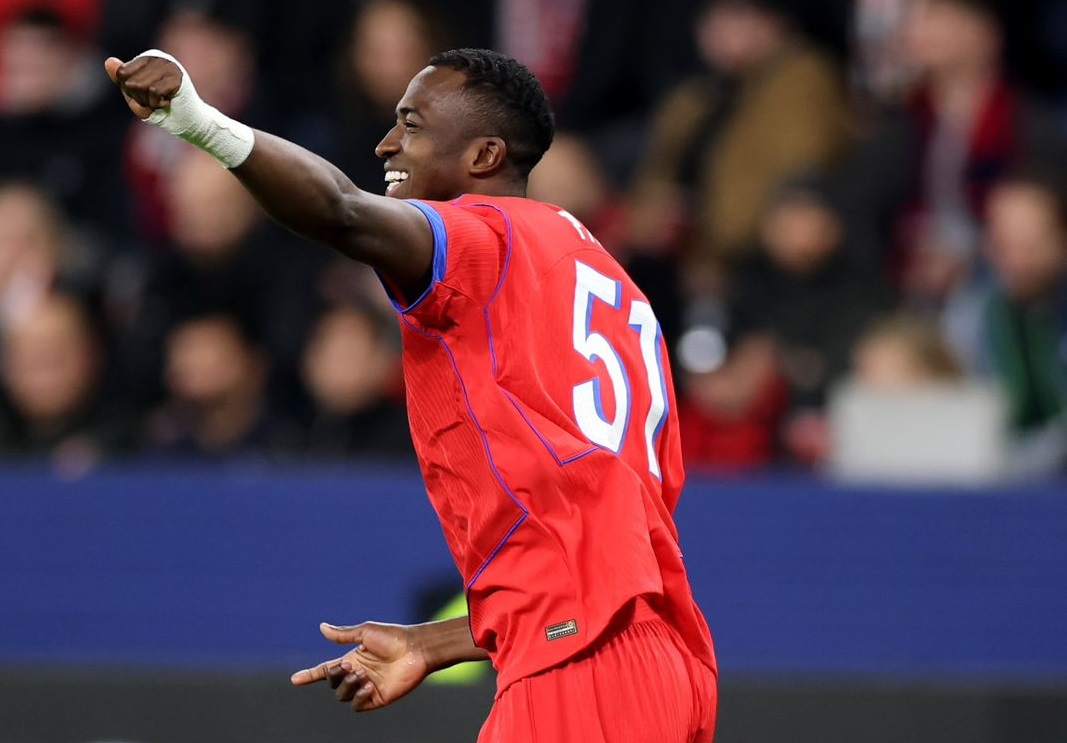 Willian Pacho anotó su primer gol con la camiseta del PSG Willian Pacho anotó su primer gol con la camiseta del PSG