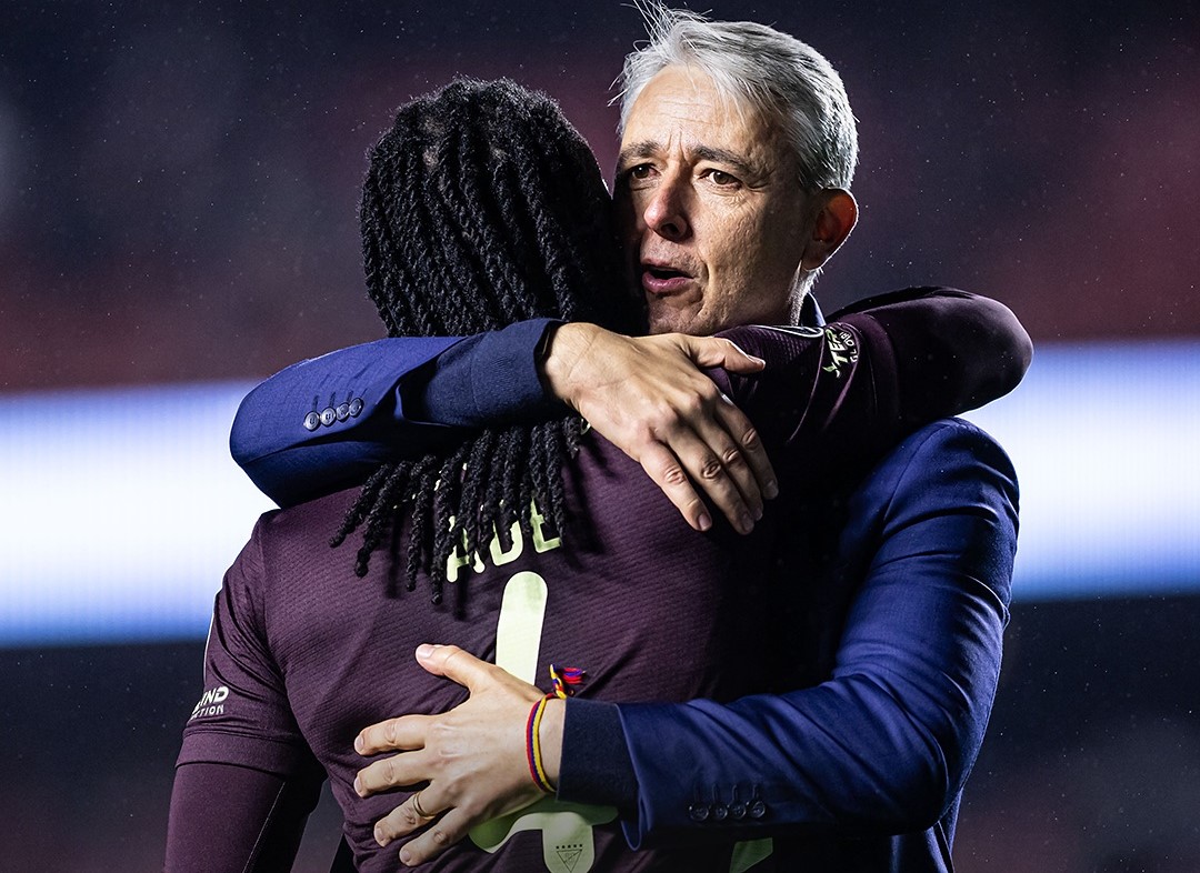 Conmebol impone multa de 5.000 a Liga de Quito y su DT Conmebol impone multa de 5.000 a Liga de Quito y su DT