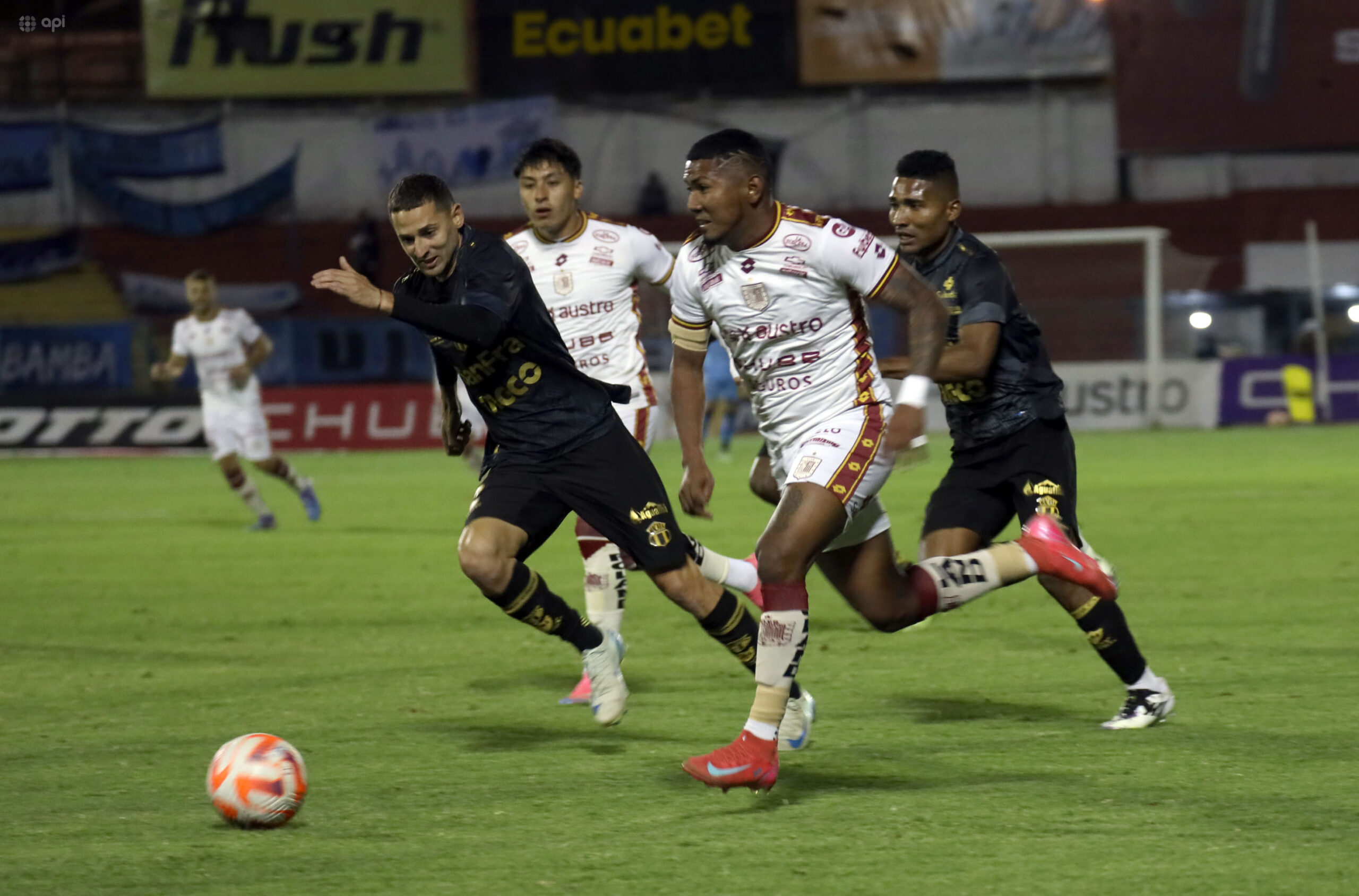 Deportivo Cuenca y Macará chocan por el liderato del hexagonal 2 Deportivo Cuenca y Macará chocan por el liderato del hexagonal 2