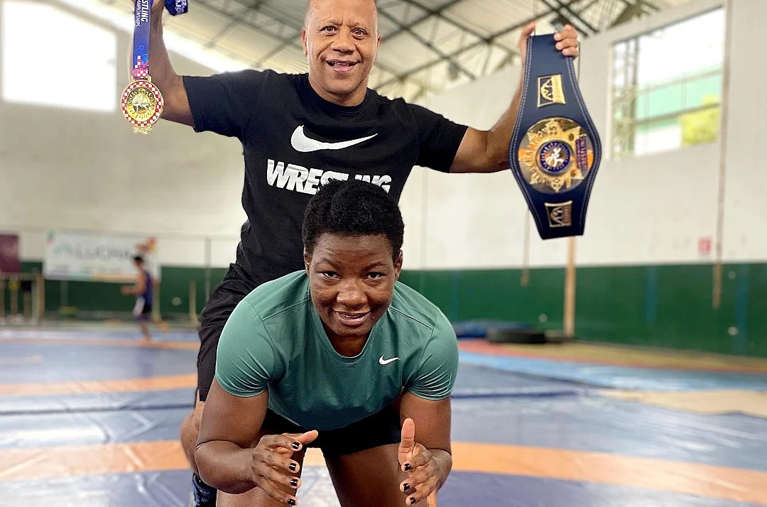 Génesis Reasco y su entrenador César Carracedo son destacados Génesis Reasco y su entrenador César Carracedo son destacados