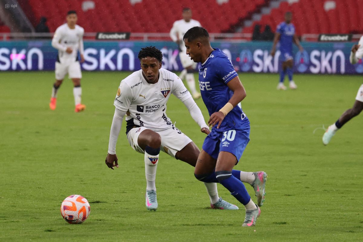 Liga de Quito y Universidad Católica definen la Copa Ecuador Liga de Quito y Universidad Católica definen la Copa Ecuador