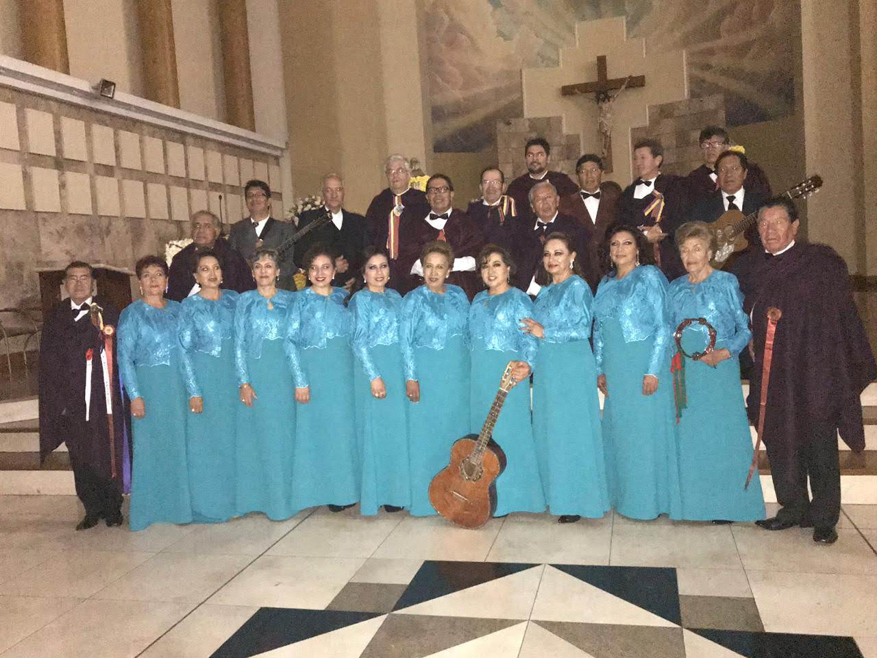 Rondalla Ambateña celebra su trayectoria Rondalla Ambateña celebra su trayectoria