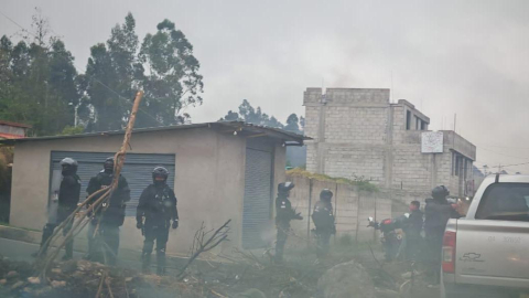 Las autoridades anticipan días de esfuerzo para restablecer el tránsito en Imbabura durante el paro nacional Las autoridades anticipan días de esfuerzo para restablecer el tránsito en Imbabura durante el paro nacional