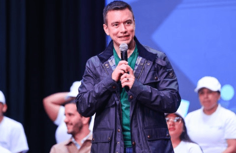 Salarios de médicos y docentes podrán pagarse con dinero del petróleo en 2026 Salarios de médicos y docentes podrán pagarse con dinero del petróleo en 2026