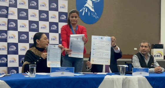 CNE desmiente hallazgo de papeletas marcadas CNE desmiente hallazgo de papeletas marcadas