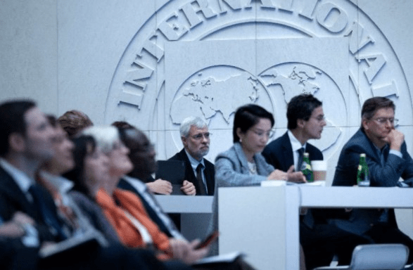 FMI aprueba desembolso de USD 600 millones para Ecuador FMI aprueba desembolso de USD 600 millones para Ecuador