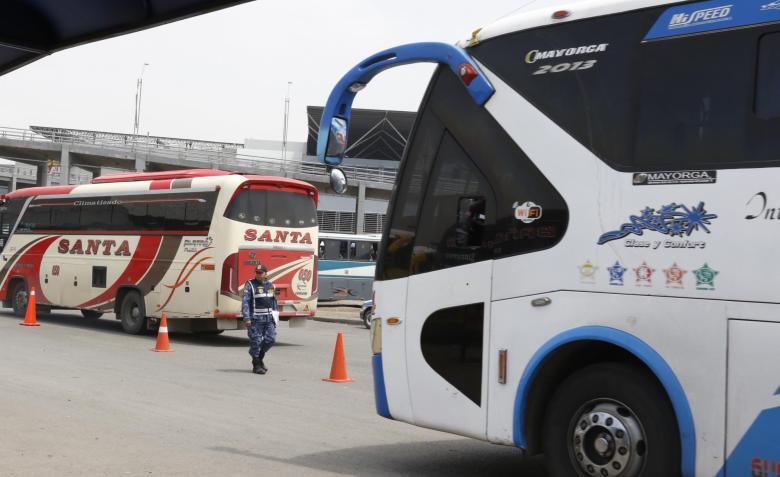 La ANT prohíbe uso de buses para movilizaciones y advierte sanciones a operadoras La ANT prohíbe uso de buses para movilizaciones y advierte sanciones a operadoras