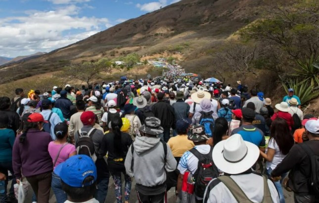 Vía Loja-Catamayo estará cerrada este 1 de noviembre por la Romería Vía Loja-Catamayo estará cerrada este 1 de noviembre por la Romería