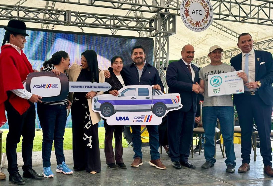 Gobierno invierte más de USD 3,5 millones en incentivos para el sector agroproductivo Gobierno invierte más de USD 3,5 millones en incentivos para el sector agroproductivo