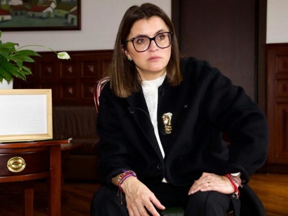 Vicepresidenta prevé resolver crisis de medicinas en el primer trimestre de 2026 Vicepresidenta prevé resolver crisis de medicinas en el primer trimestre de 2026