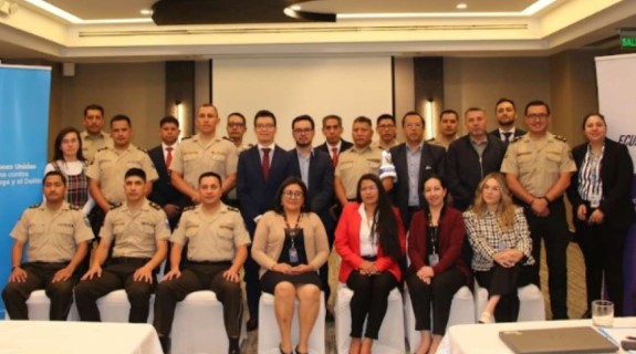 Ecuador refuerza control portuario con apoyo de la ONU Ecuador refuerza control portuario con apoyo de la ONU