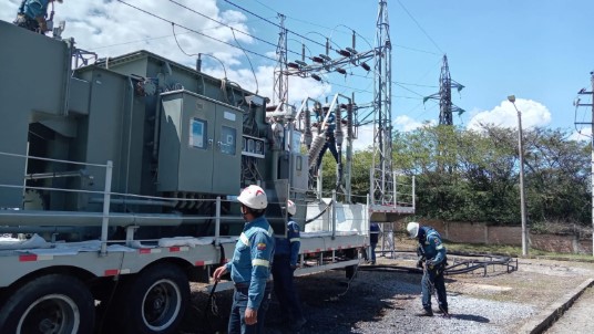 Ecuador dice que no necesita de Colombia para cubrir la demanda de electricidad Ecuador dice que no necesita de Colombia para cubrir la demanda de electricidad