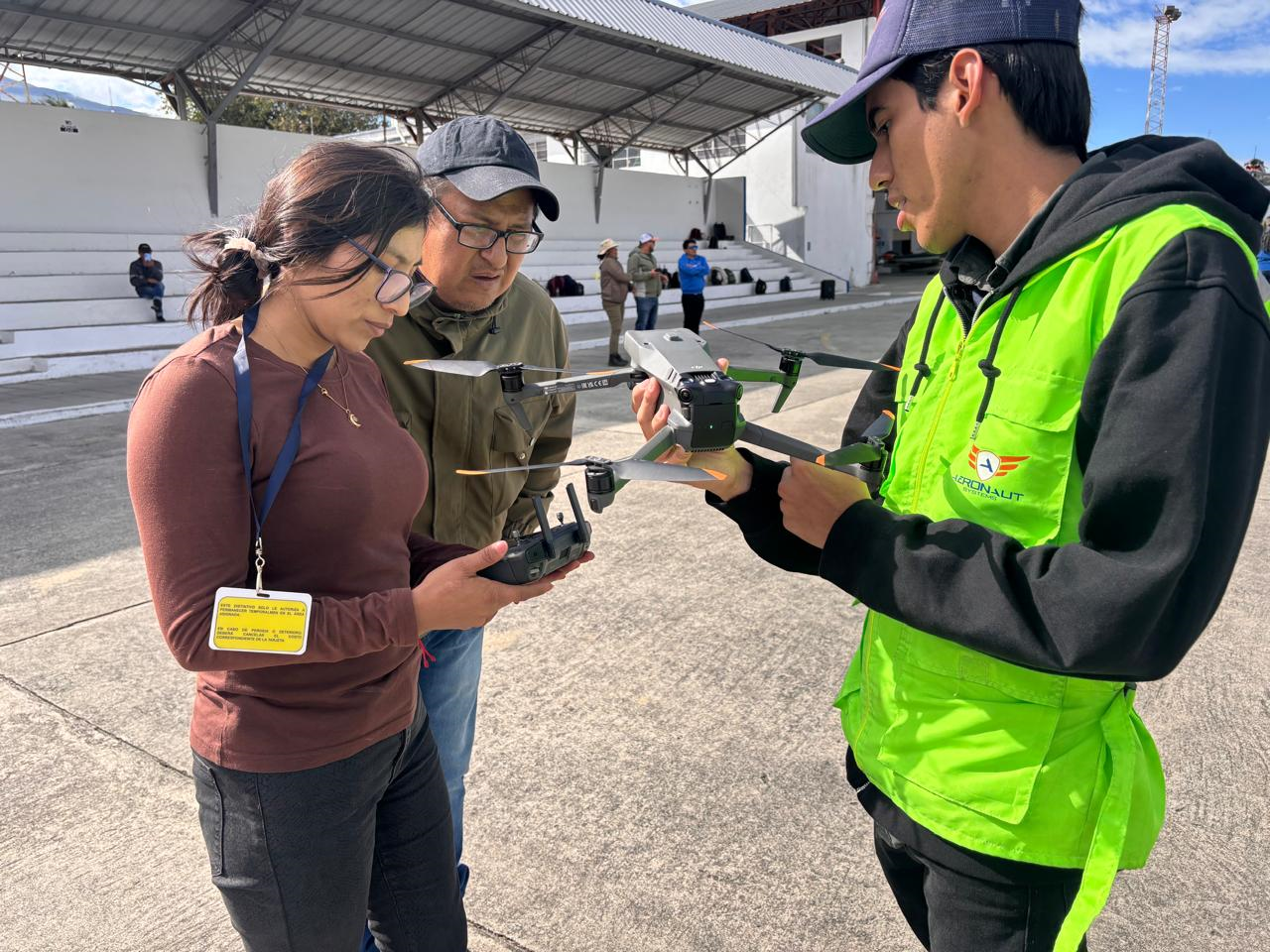 Gobierno impulsa la tecnificación del agro con becas para pilotos de drones Gobierno impulsa la tecnificación del agro con becas para pilotos de drones