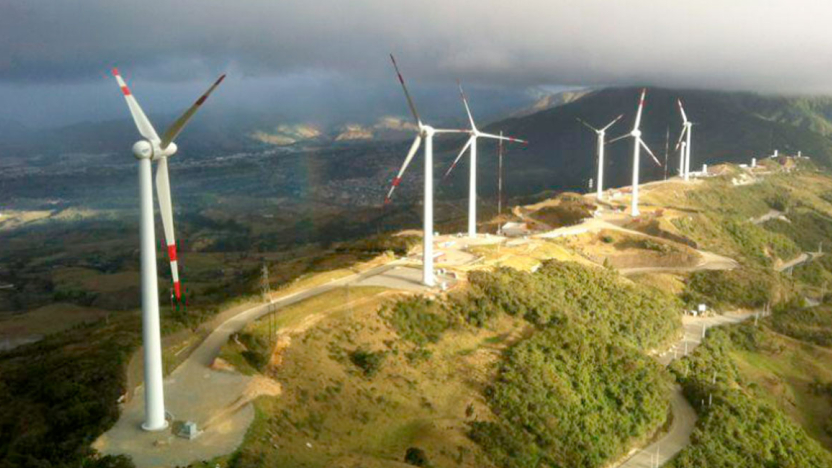 Gobierno ecuatoriano presenta nueva propuesta de ley energética para delegar proyectos eléctricos al sector privado Gobierno ecuatoriano presenta nueva propuesta de ley energética para delegar proyectos eléctricos al sector privado