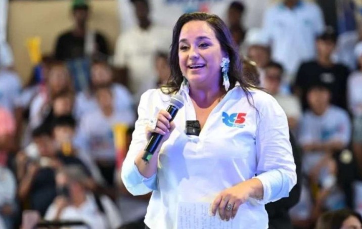 Suspensión de Revolución Ciudadana por nueve meses está vigente Suspensión de Revolución Ciudadana por nueve meses está vigente