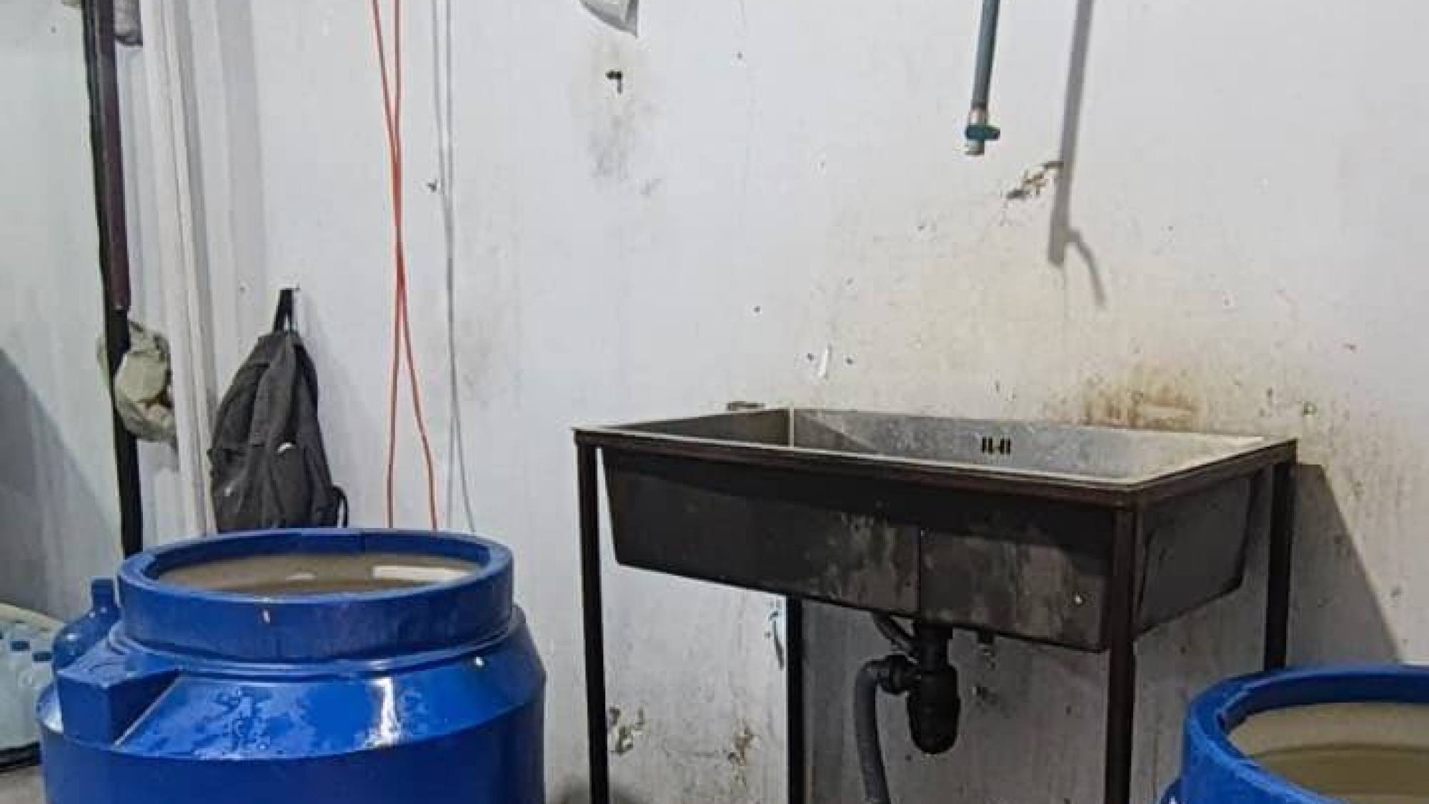 Clausuran planta de agua en Calceta por irregularidades Clausuran planta de agua en Calceta por irregularidades