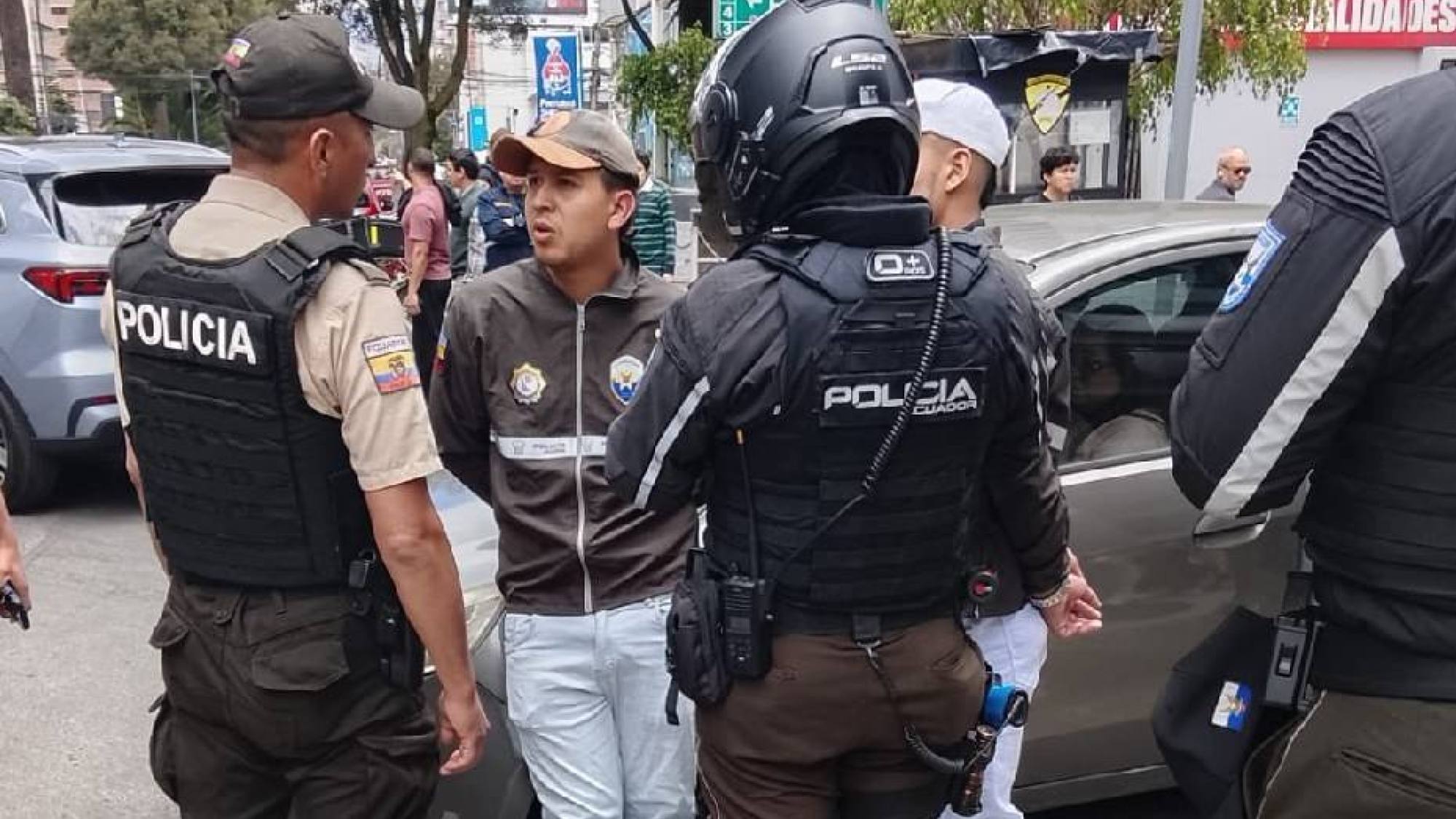 Intento de secuestro: disfrazados de policía judicial Intento de secuestro: disfrazados de policía judicial