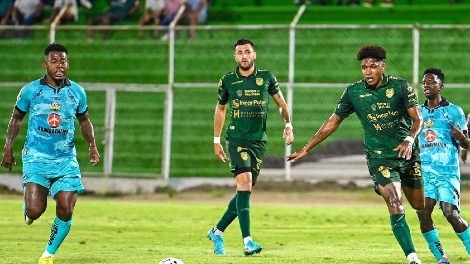 Empate en el Estadio 9 de Mayo Afecta a Orense en la Tabla Empate en el Estadio 9 de Mayo Afecta a Orense en la Tabla