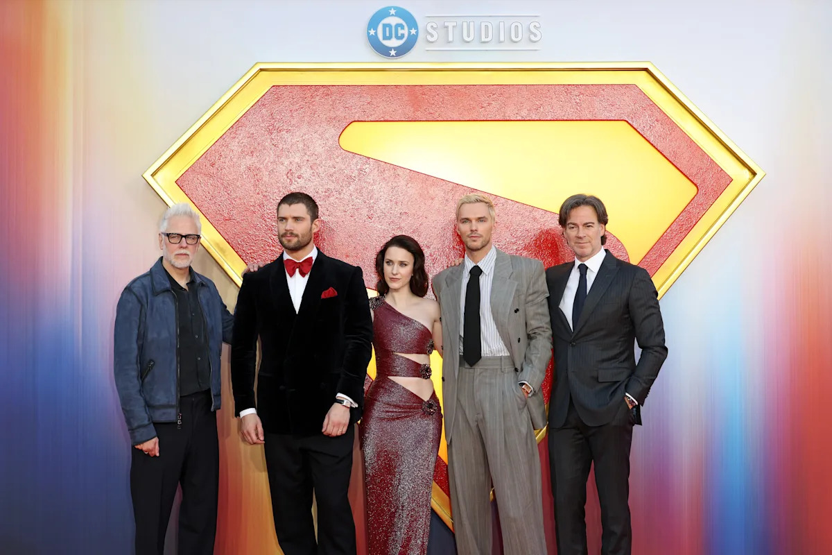 New Superman Cast Talks Comic Films, Lex Luthor, and Journalism at Fan Event New Superman Cast Talks Comic Films, Lex Luthor, and Journalism at Fan Event
