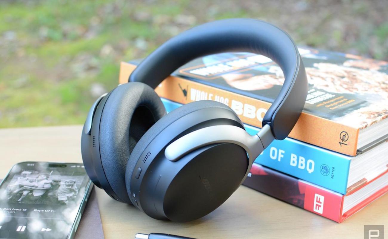 The first-gen Bose QuietComfort Ultra headphones are 0 off right now The first-gen Bose QuietComfort Ultra headphones are 0 off right now