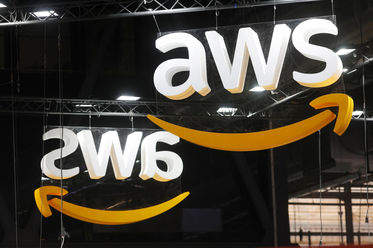 Amazon investigating Perplexity AI after accusations it scrapes web sites with out consent Amazon investigating Perplexity AI after accusations it scrapes web sites with out consent