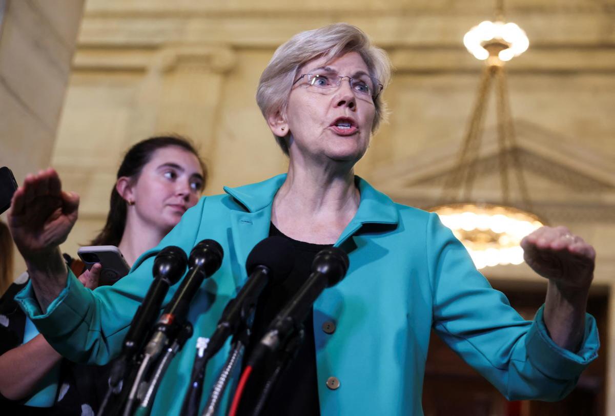Senators Elizabeth Warren and Bernie Sanders name for an antitrust investigation into Venu Sports activities Senators Elizabeth Warren and Bernie Sanders name for an antitrust investigation into Venu Sports activities