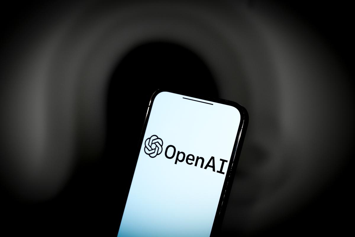 AI staff demand stronger whistleblower protections in open letter AI staff demand stronger whistleblower protections in open letter