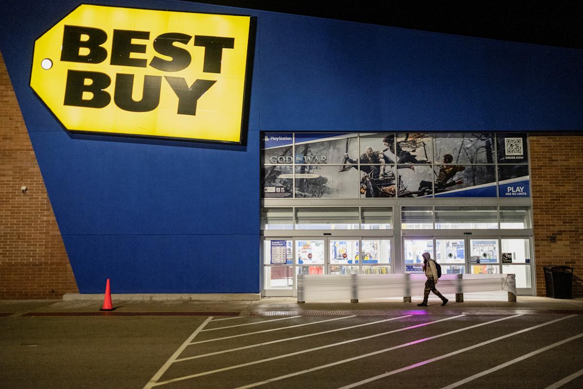 Greatest Purchase’s Geek Squad brokers say they had been hit by mass layoffs this week Greatest Purchase’s Geek Squad brokers say they had been hit by mass layoffs this week