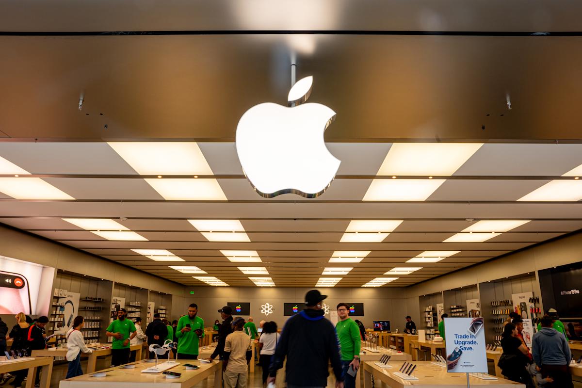 Apple Retailer employees in Maryland have voted to authorize a strike Apple Retailer employees in Maryland have voted to authorize a strike