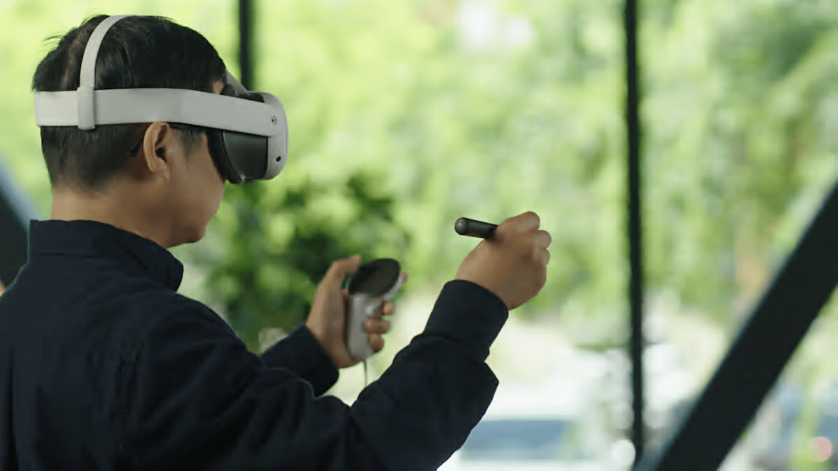 Logitech reveals a 3D stylus for Meta Quest headsets Logitech reveals a 3D stylus for Meta Quest headsets