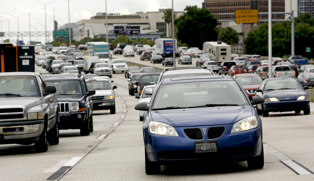 The US lays out a highway security plan that may see vehicles ‘discuss’ to one another The US lays out a highway security plan that may see vehicles ‘discuss’ to one another