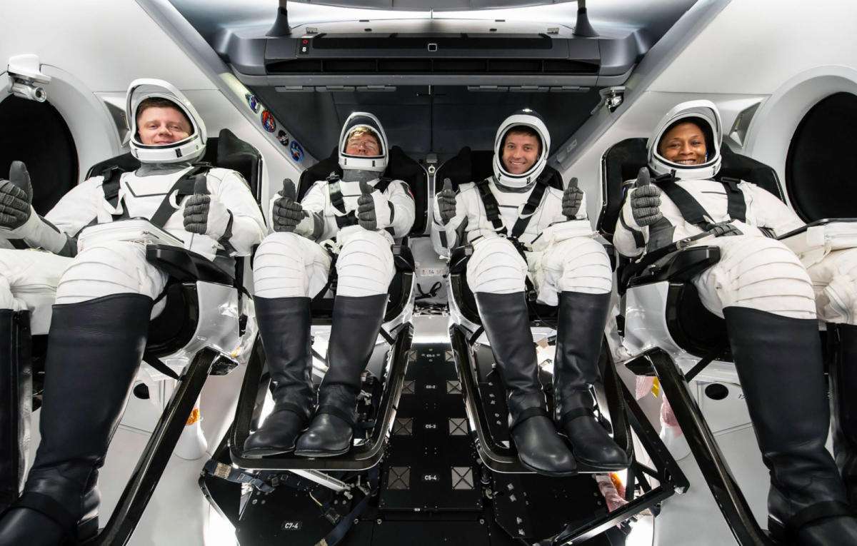 NASA delays subsequent SpaceX crew launch resulting from ongoing Starliner issues NASA delays subsequent SpaceX crew launch resulting from ongoing Starliner issues