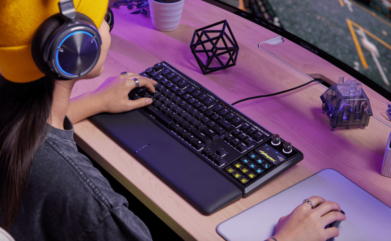 Corsair made a keyboard with a built-in Stream Deck Corsair made a keyboard with a built-in Stream Deck