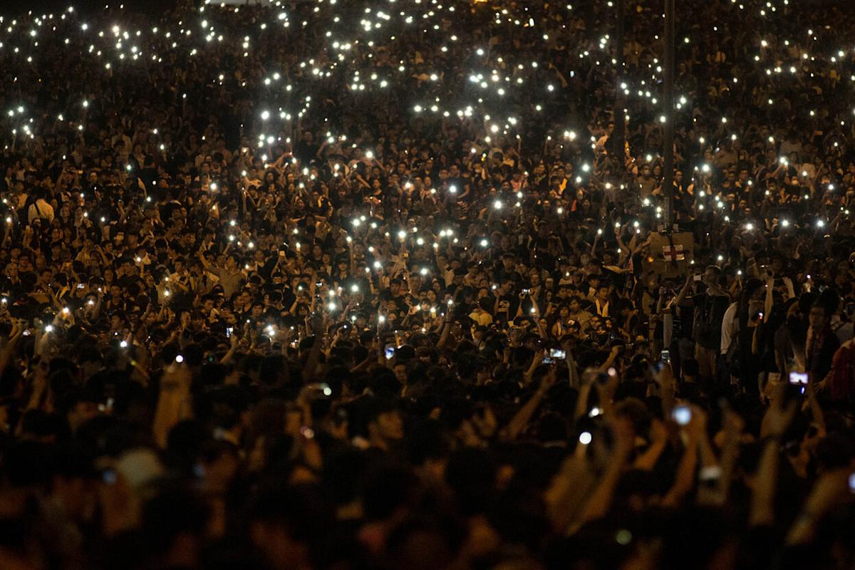 YouTube reportedly agrees to dam movies of Hong Kong’s protest music contained in the area YouTube reportedly agrees to dam movies of Hong Kong’s protest music contained in the area