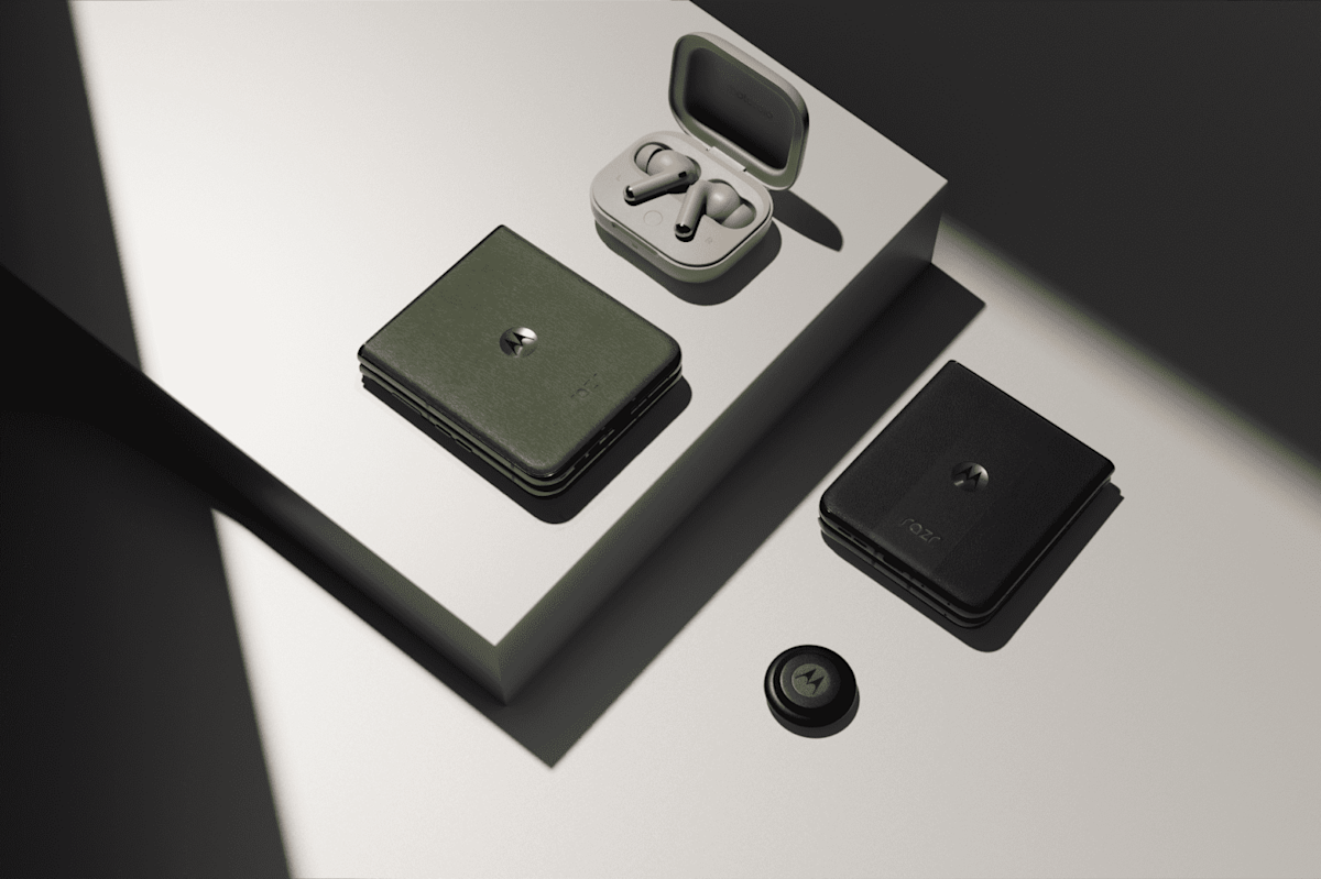 Motorola is the most recent to supply a Bluetooth tracker with the Moto Tag Motorola is the most recent to supply a Bluetooth tracker with the Moto Tag