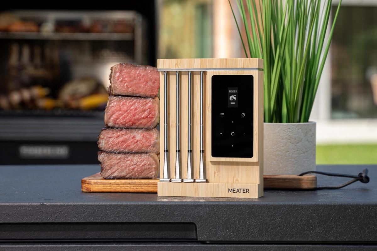 Meater’s Professional XL makes use of 4 of its up to date wi-fi probes to observe your grill with WiFi Meater’s Professional XL makes use of 4 of its up to date wi-fi probes to observe your grill with WiFi