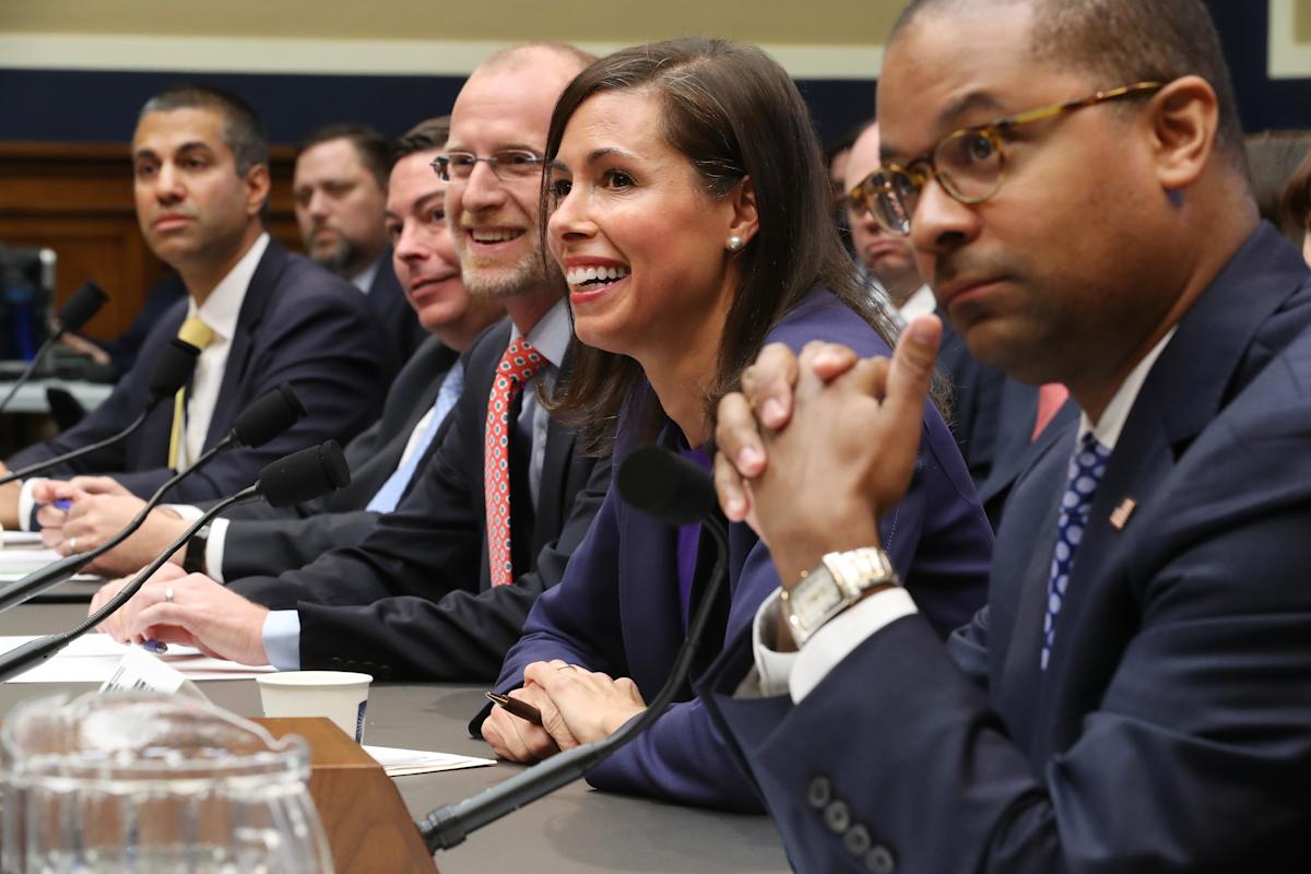 The FCC will vote to revive web neutrality later this month The FCC will vote to revive web neutrality later this month