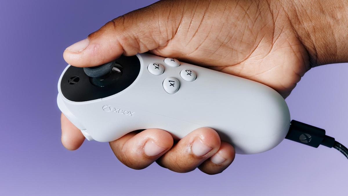 Microsoft’s newest accessible controllers embrace the Xbox Adaptive Joystick Microsoft’s newest accessible controllers embrace the Xbox Adaptive Joystick