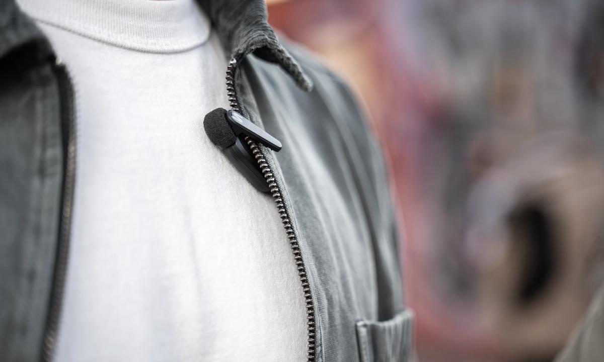 Shure’s first wi-fi lapel mic can hook up with your telephone with no receiver Shure’s first wi-fi lapel mic can hook up with your telephone with no receiver