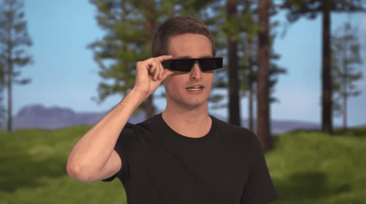 Snap is reportedly engaged on a brand new pair of augmented actuality Spectacles Snap is reportedly engaged on a brand new pair of augmented actuality Spectacles