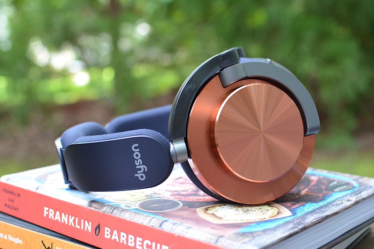 Dyson’s non-weird headphones and Lenovo’s ThinkPad X1 Carbon Dyson’s non-weird headphones and Lenovo’s ThinkPad X1 Carbon