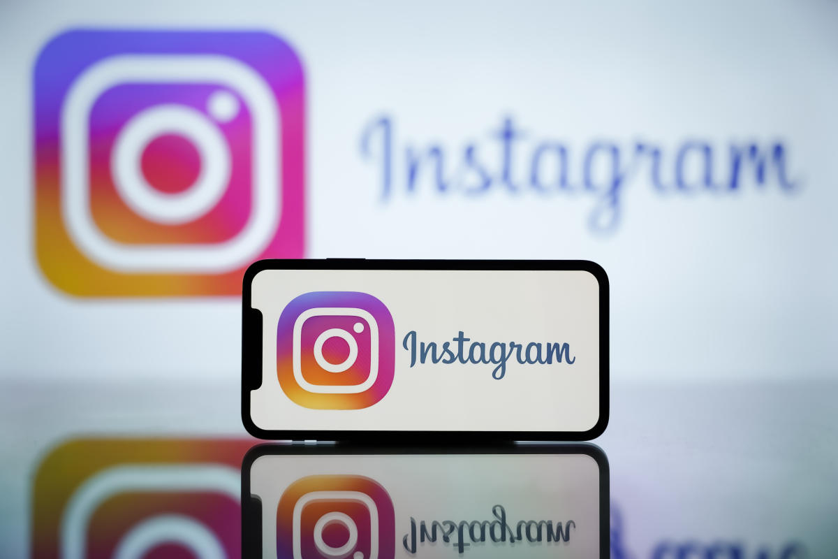 Meta is testing a brand new advert within the Instagram feed that you may’t scroll previous Meta is testing a brand new advert within the Instagram feed that you may’t scroll previous