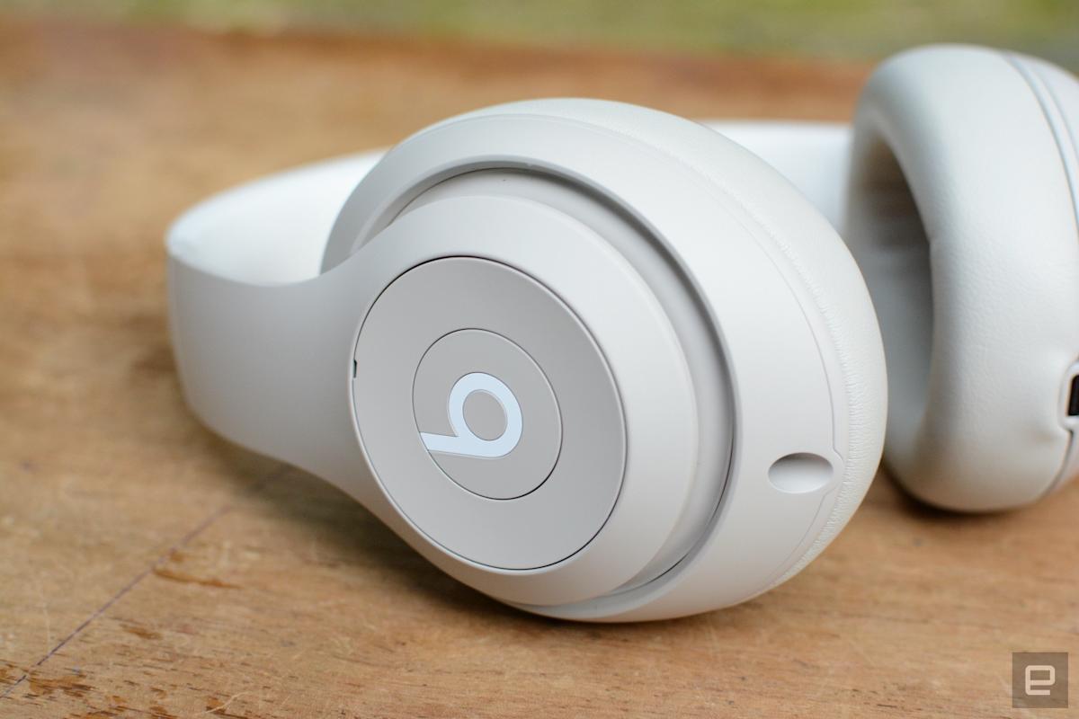Get Beats Studio Professional headphones with AppleCare+ for 4 Get Beats Studio Professional headphones with AppleCare+ for 4