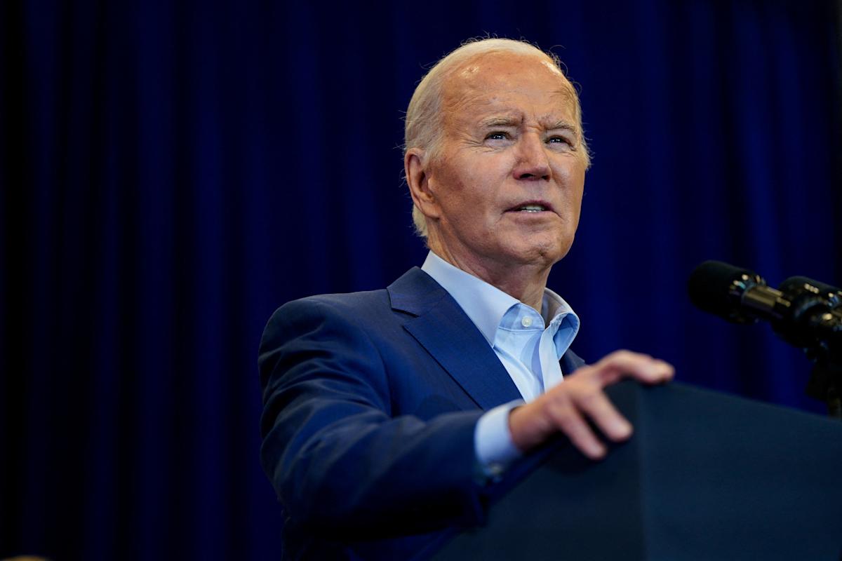 Biden administration quadruples import tariff for Chinese language EVs Biden administration quadruples import tariff for Chinese language EVs