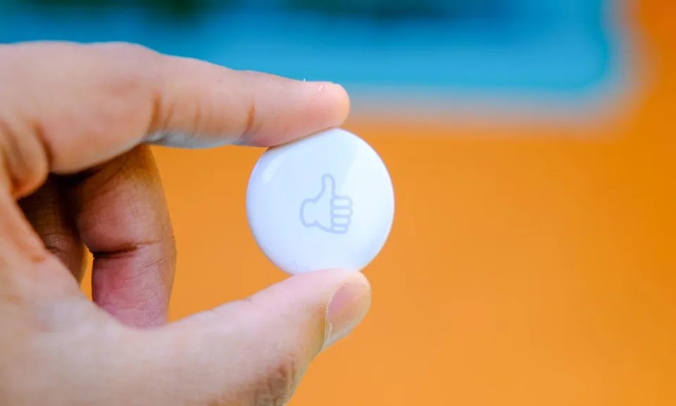 A 4 pack of Apple AirTags drops to on Amazon A 4 pack of Apple AirTags drops to on Amazon